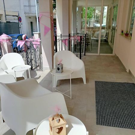 Hotel Bed & Book Rimini Ngoại thất bức ảnh