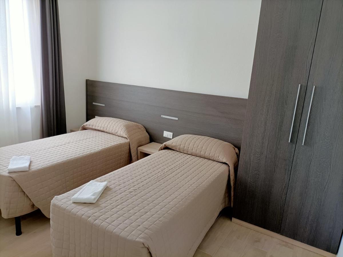 Hotel Bed & Book Rimini Ngoại thất bức ảnh