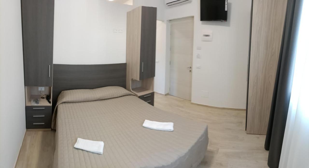 Hotel Bed & Book Rimini Ngoại thất bức ảnh