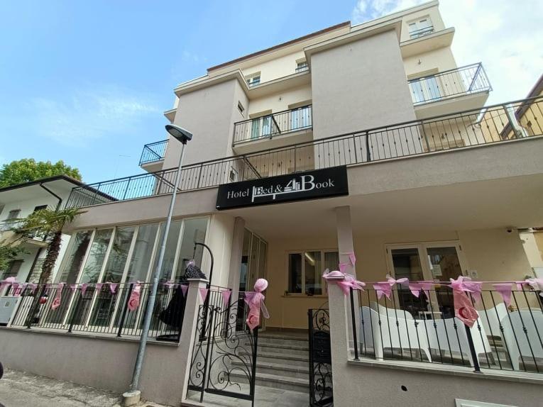 Hotel Bed & Book Rimini Ngoại thất bức ảnh